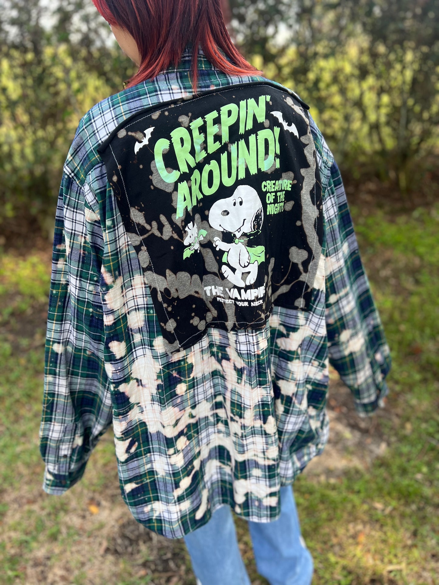 Spooky snoopy flannel 💚